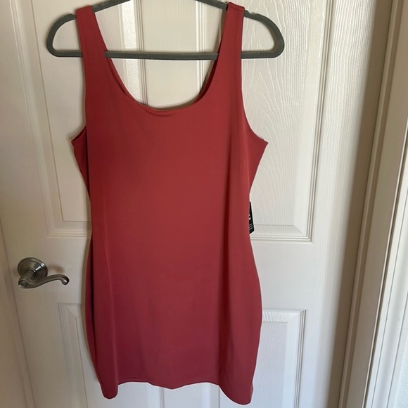 Express Bodycon Dress - Picture 2 of 3